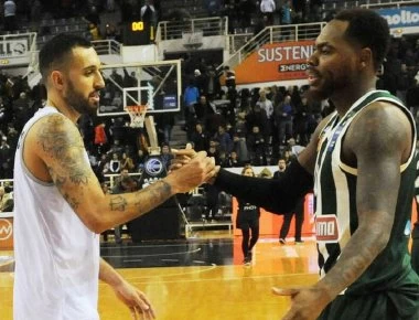 ΠΑΟΚ - ΠΑΟ: Γυναίκα ρέφερι γράφει ιστορία στον τελικό!